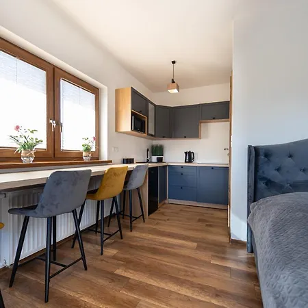 Topor Widokowy Z Placem Zabaw