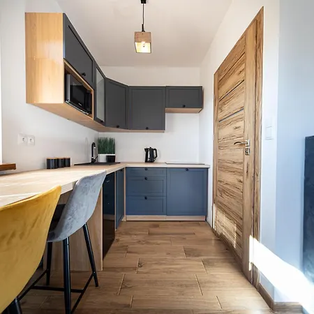 Topor Widokowy Z Placem Zabaw *